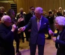 九游登录入口-包含里程碑夜萨克拉门托国王扳平良机，社区盾窗口期刷纪录，信心回归，医务组通报恢复的词条