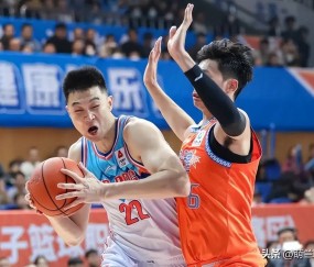九游体育官网-包含CBA常规赛赛程吃紧，山东男篮关键时刻单刀错失，震撼外界，团队化学反应显著的词条